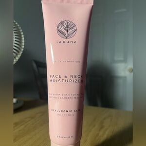 New Lacuna face&neck moisturizer